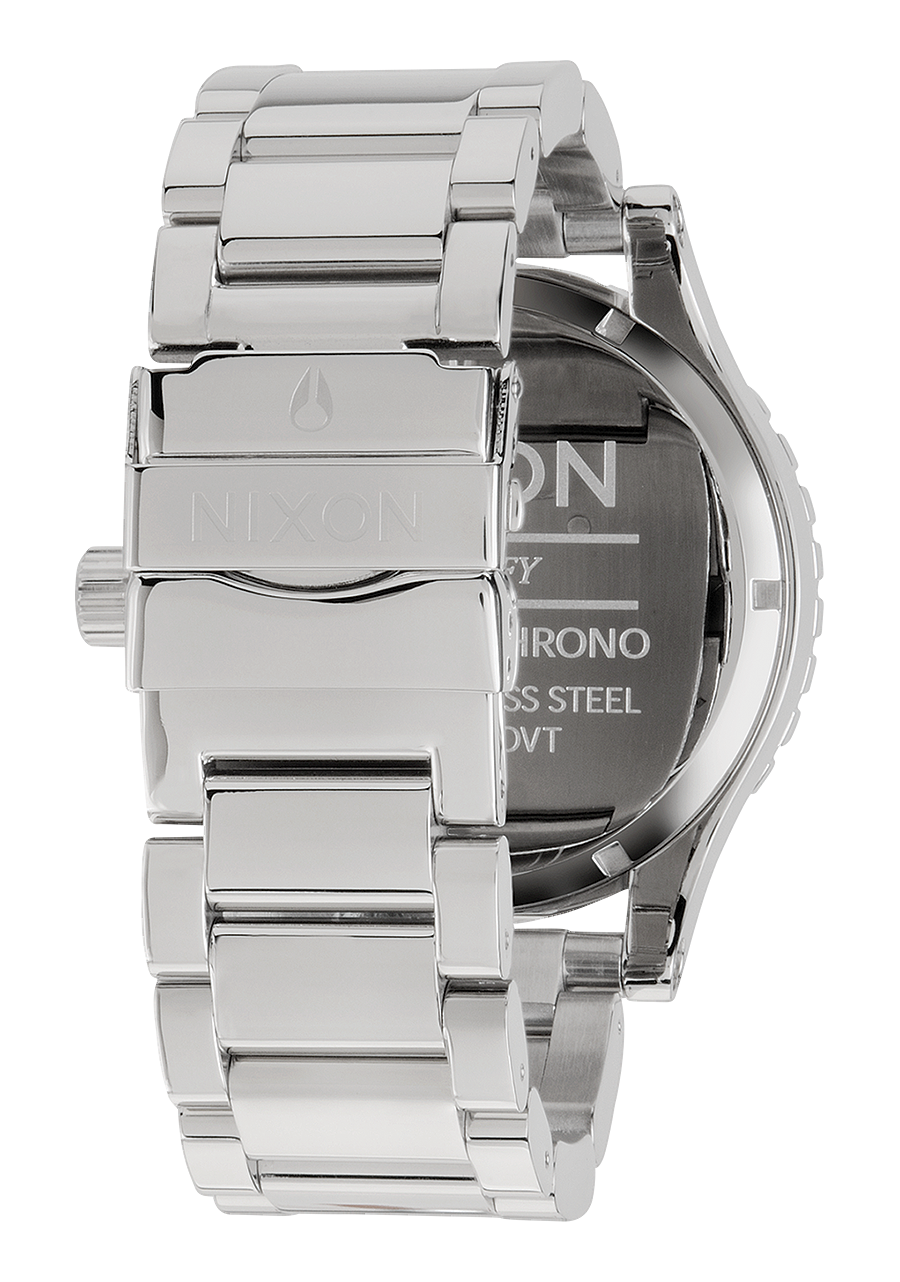 Stainless steel wristwatch with a metal link bracelet.