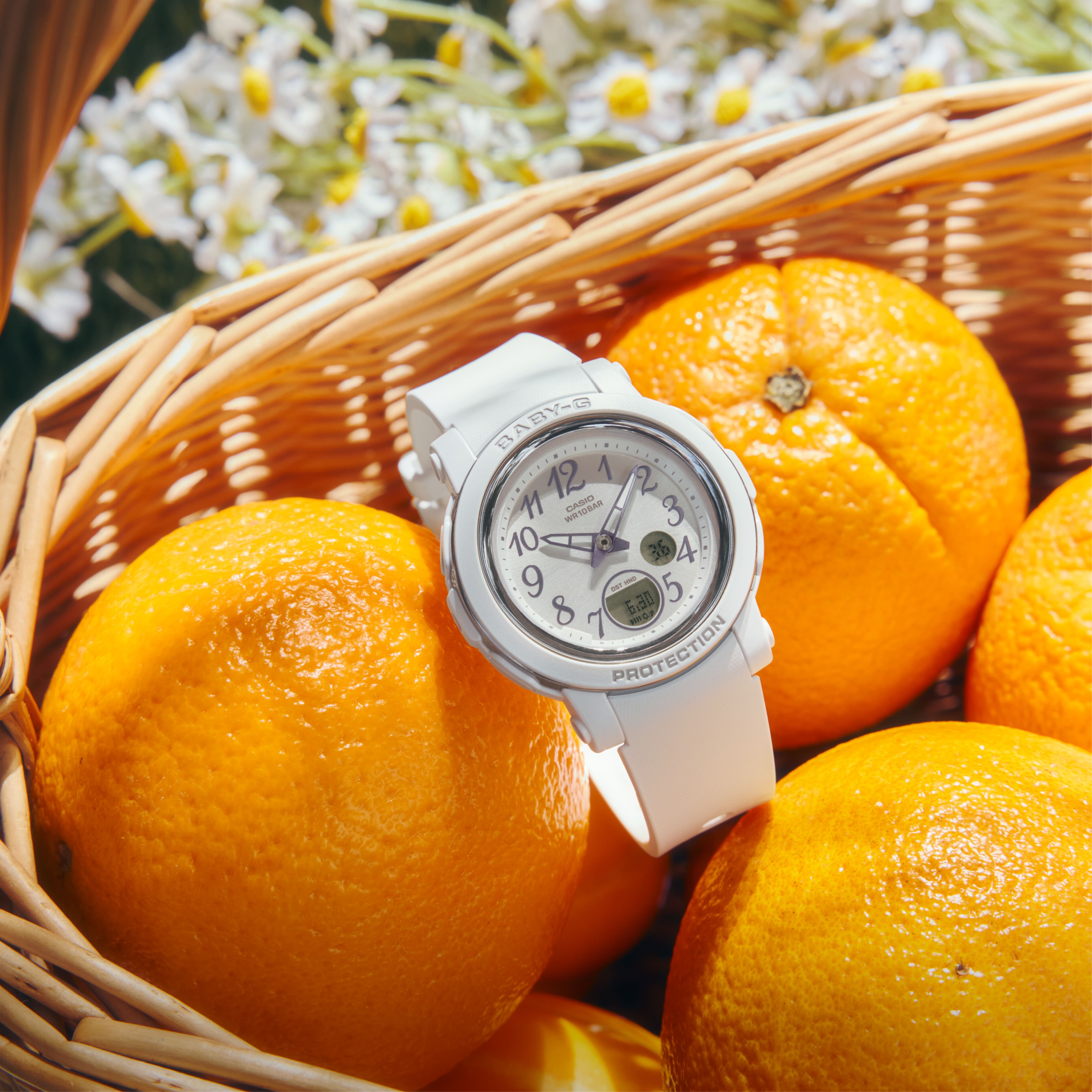 Baby-G BGA290SA-7A metallic bezel ring and dial, detail view.
