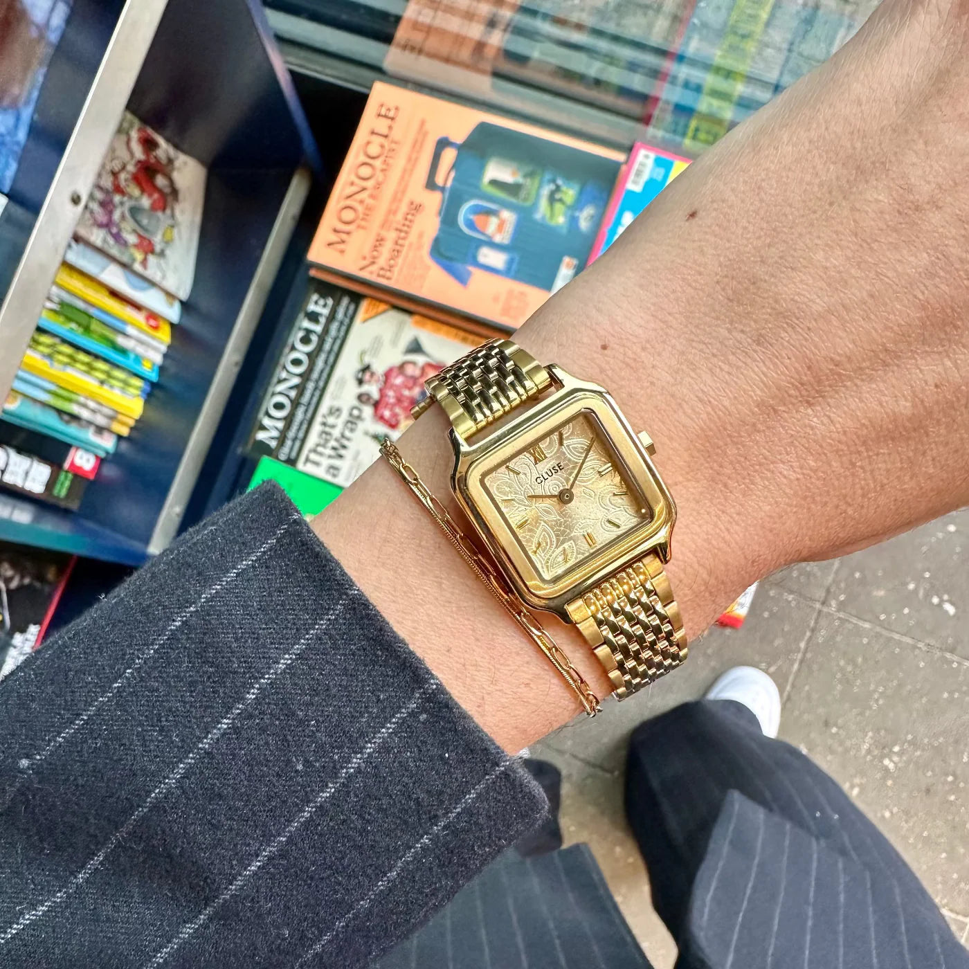 CLUSE Gracieuse Petite Stainless Steel Lace Textured Dial Gold Women's Watch CW11825