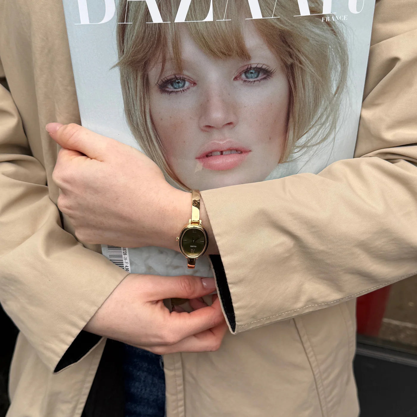 CLUSE L'Ovale Stainless Steel Olive Dial Gold Band Women's Watch CW16103