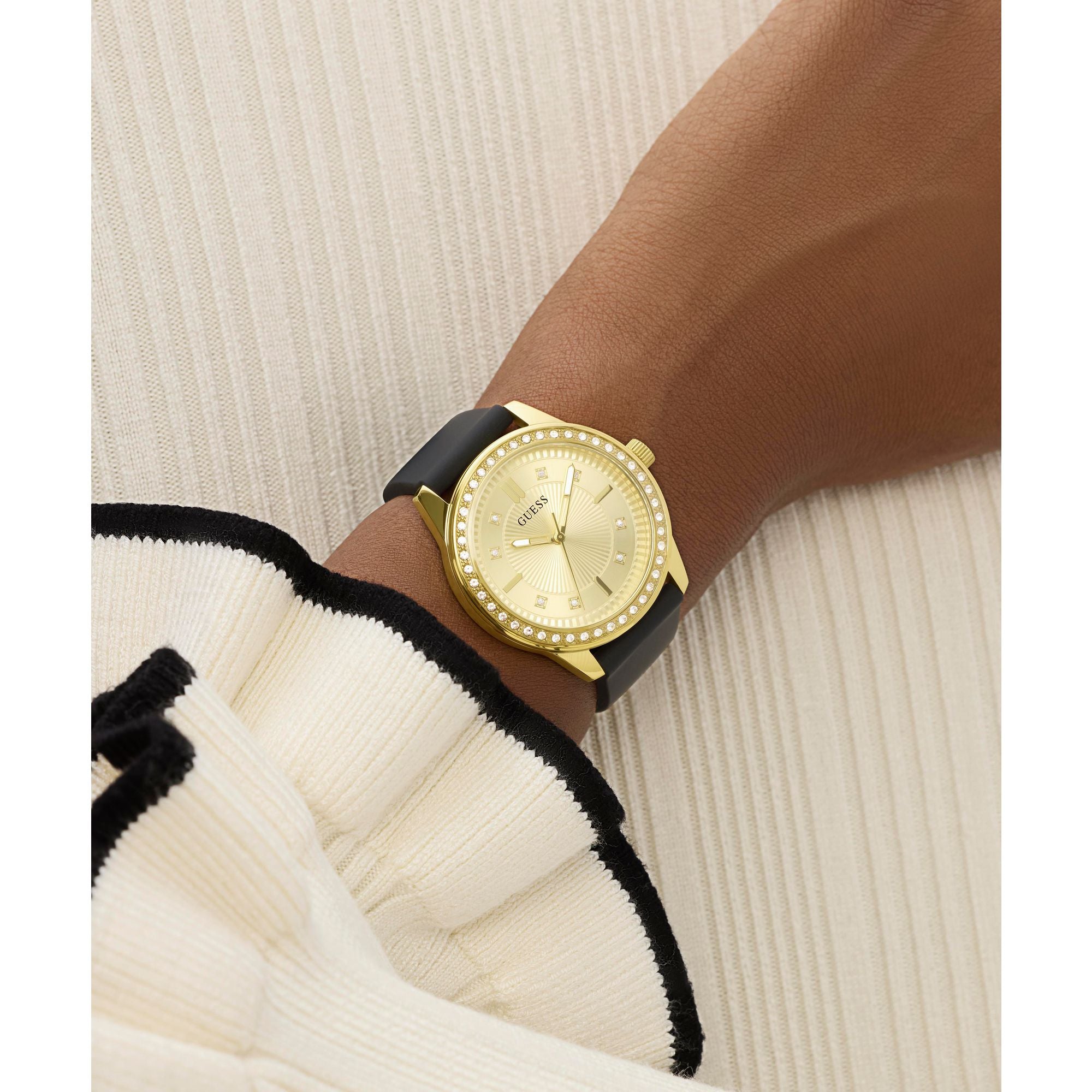 Guess GW1030L2 Watch - Box