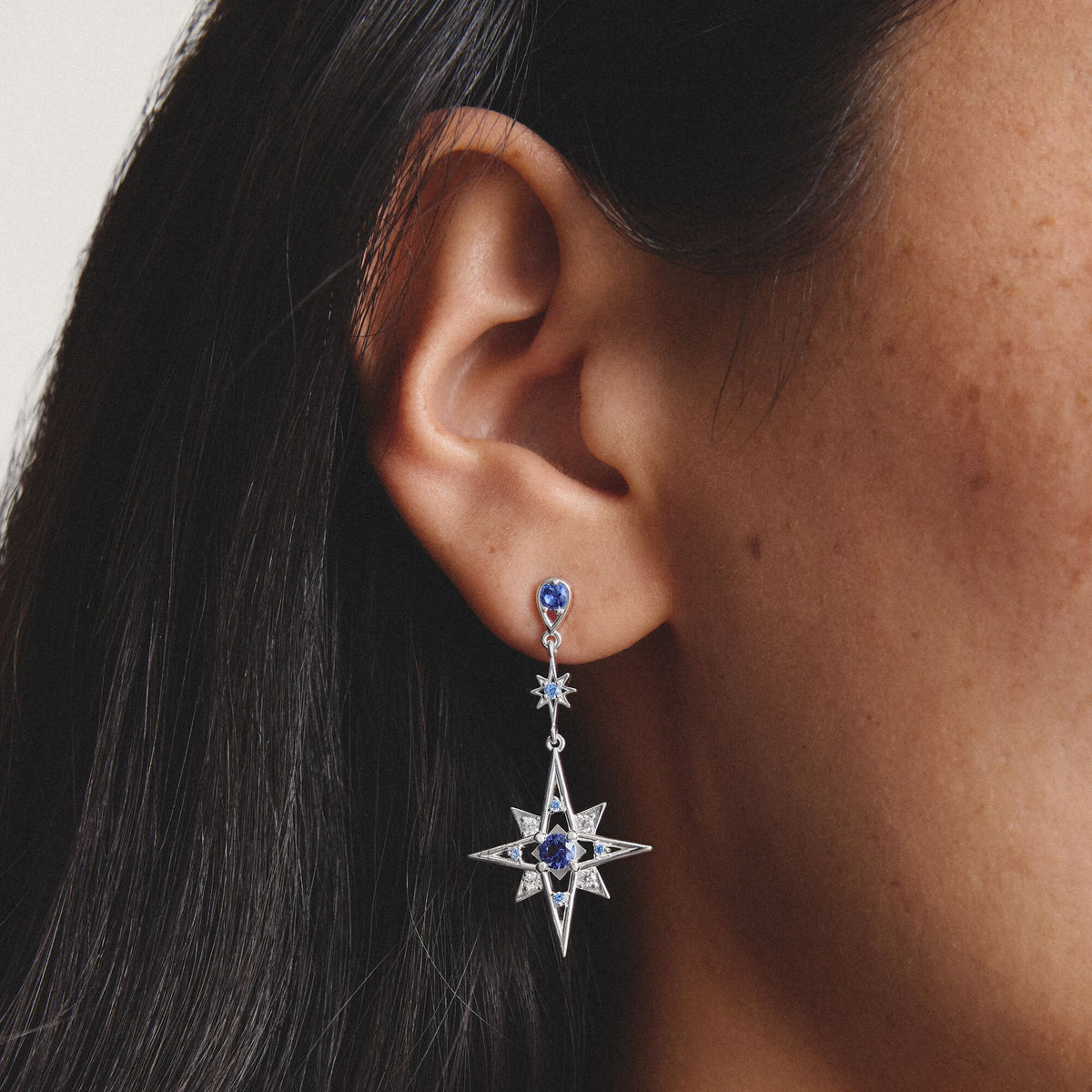 Thomas Sabo Earrings moon and star with blue stones TH2379BLU TH2379BLU view 2