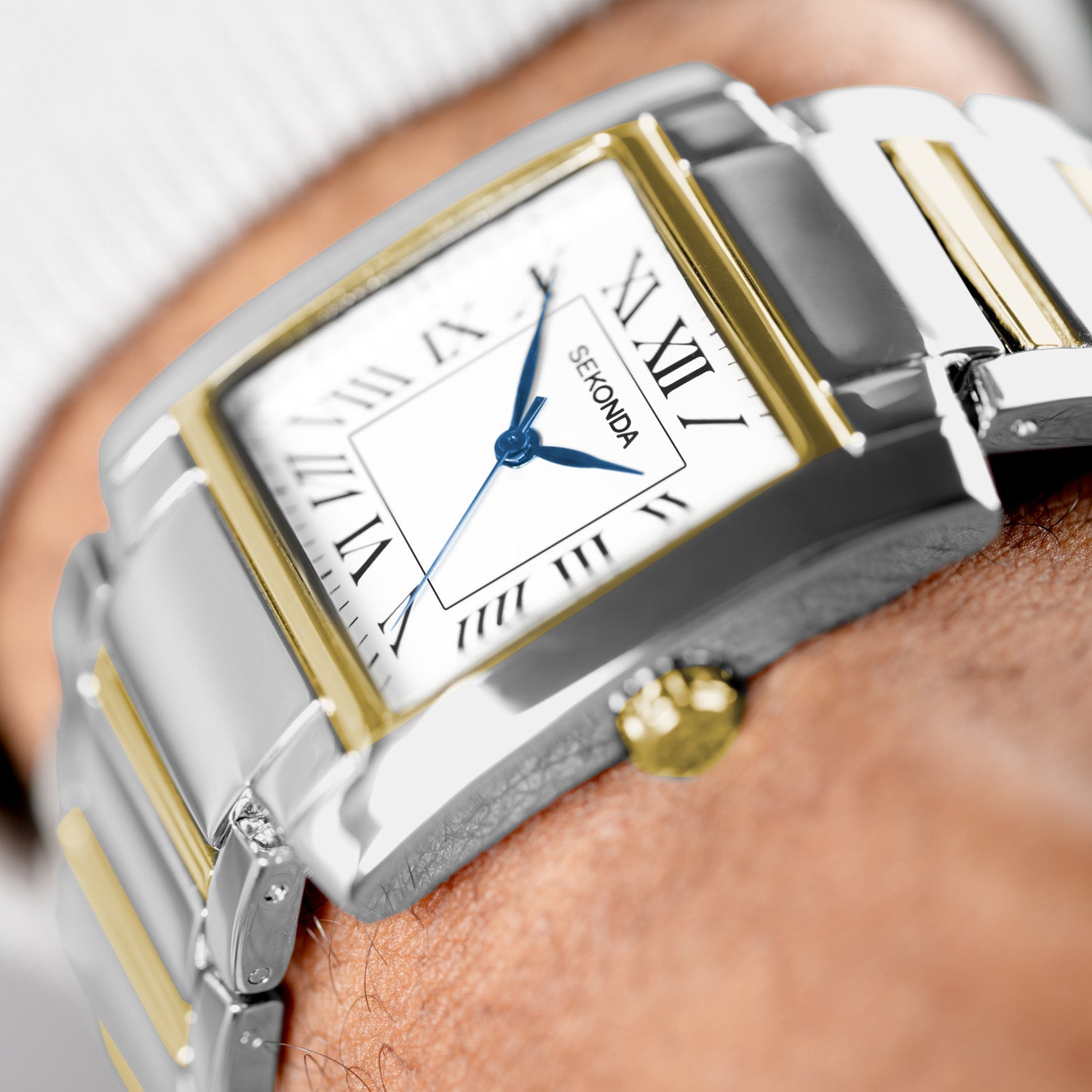 Sekonda Montreal 30mm Unisex Watch Silver Gold Quartz Movement