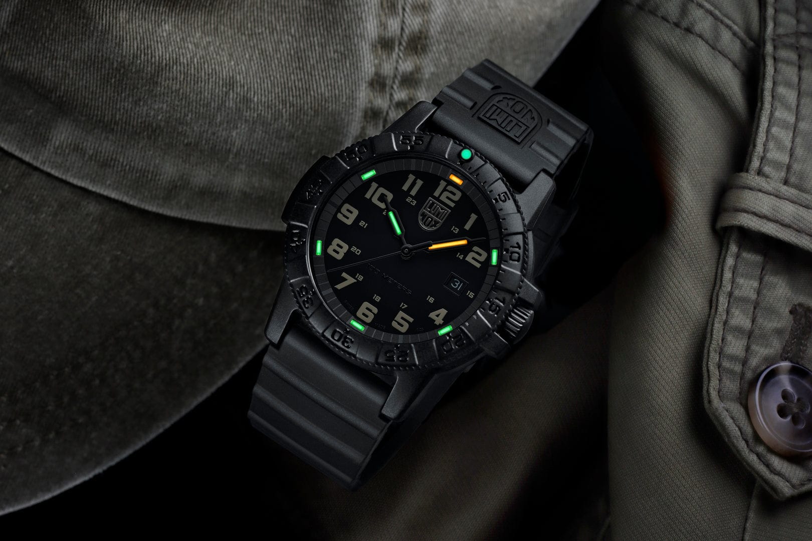 Luminox Leatherback Sea Turtle Giant Outdoor Black Leather Watch XS.0330