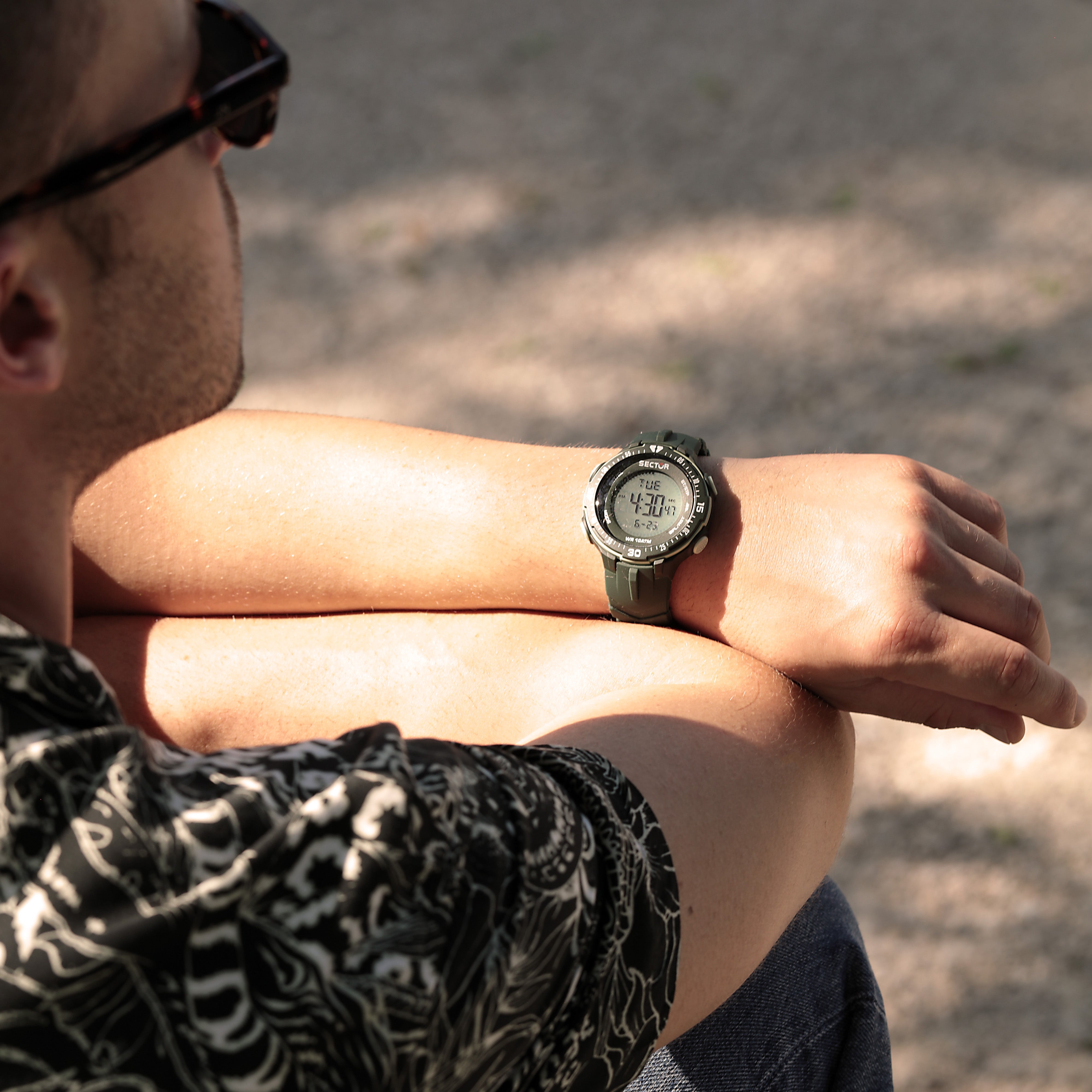Sector EX-26 Green Digital Watch R3251280003