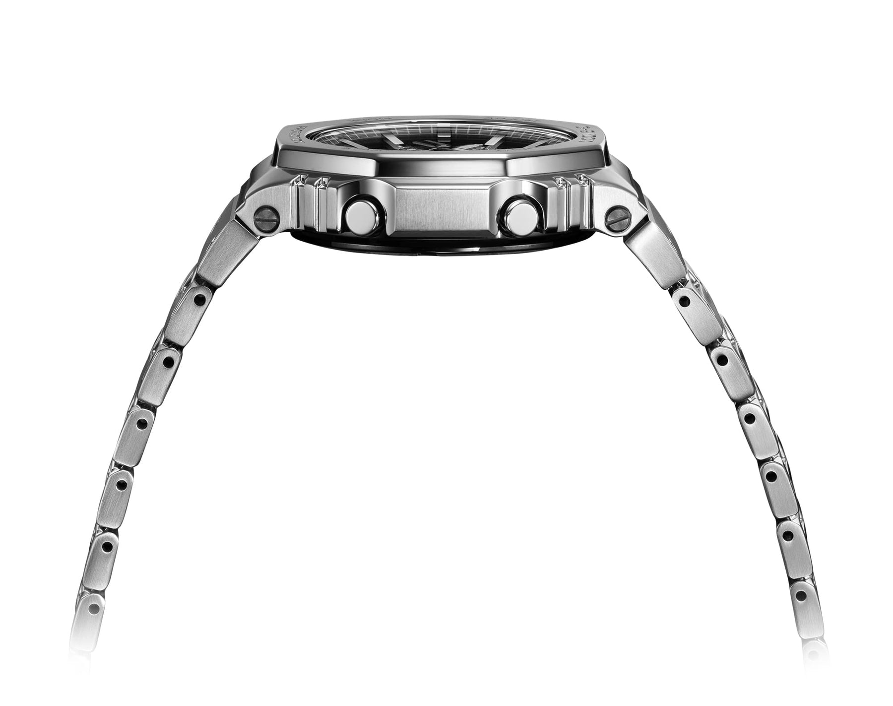 Stainless steel wristwatch with a chunky bezel and link bracelet.