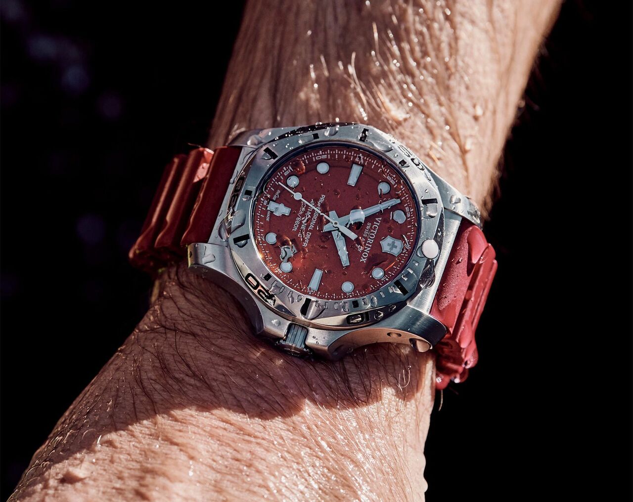 Victorinox I.N.O.X. Professional Diver Red Dial Rubber Mens Watch