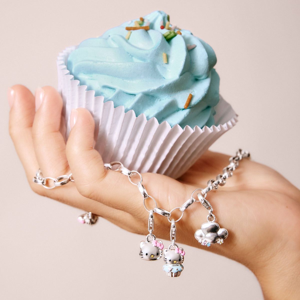 Thomas Sabo Hello Kitty Muffin Charm, Silver-Plated CC2256M CC2256M view 2