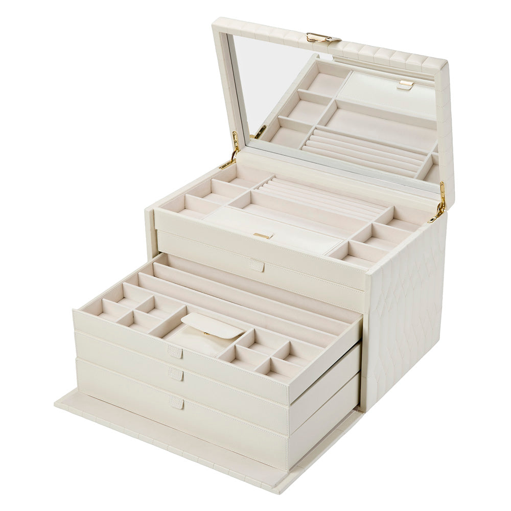 Wolf Lauren Extra Large Jewellery Box in ivory recycled vegan leather — view 10
