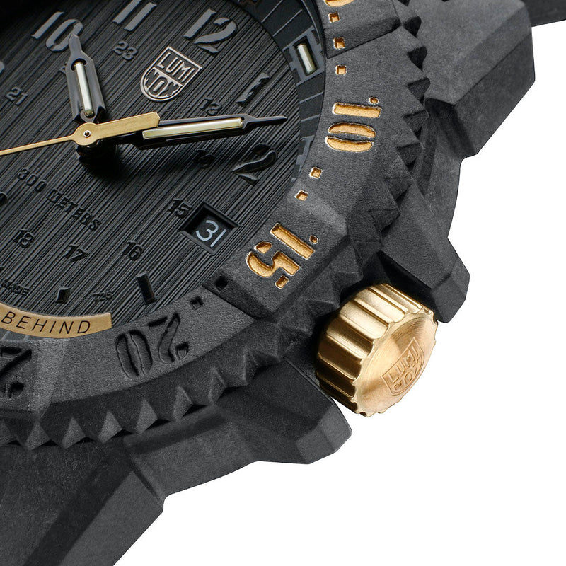 Luminox navy seal discount gold limited edition