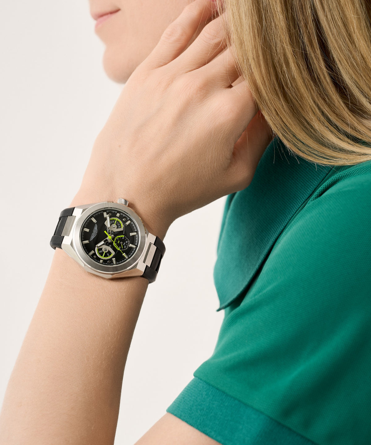 Aston Martin Thrill TKS MTRI1F502, on the wrist, second view