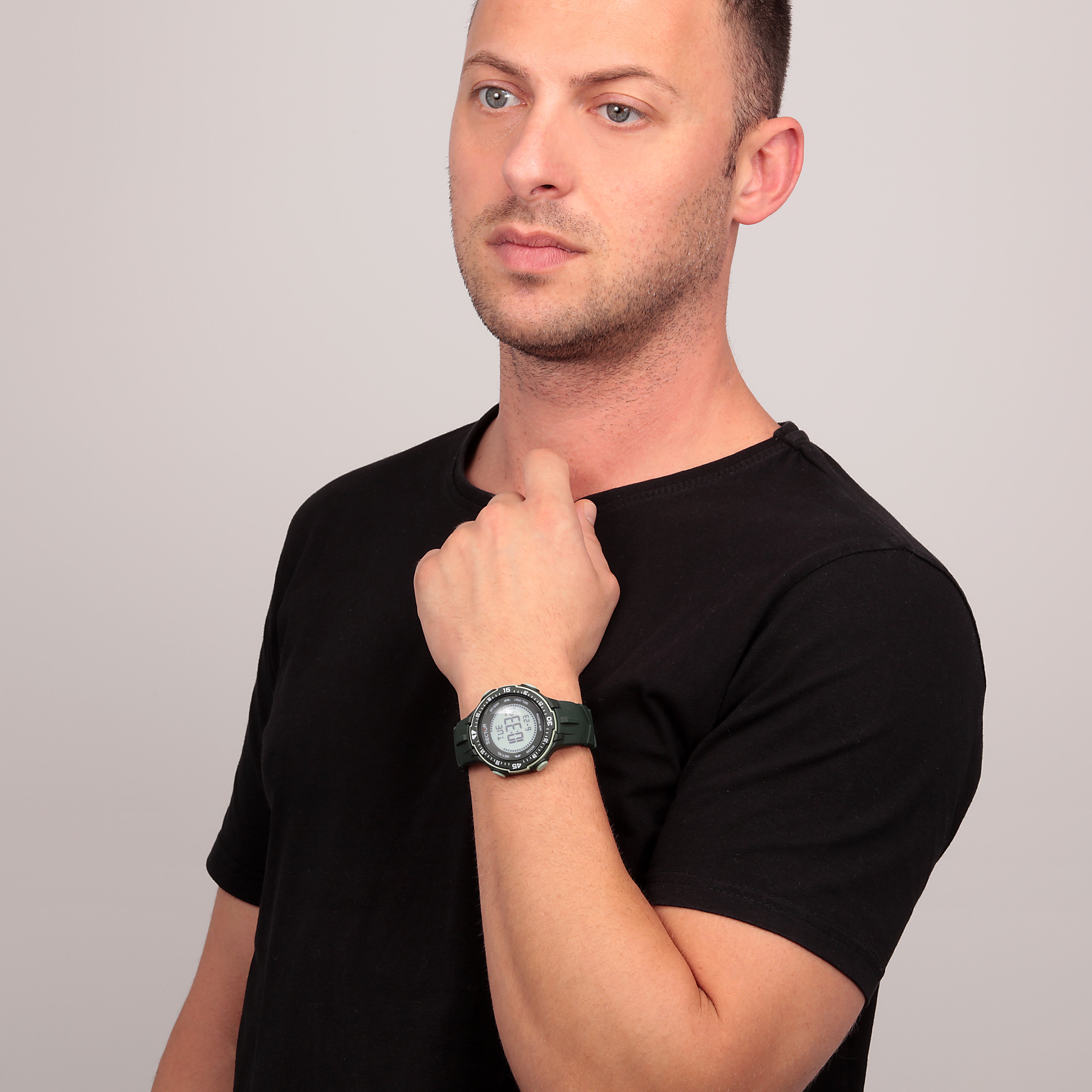 Sector EX-26 Green Digital Watch R3251280003