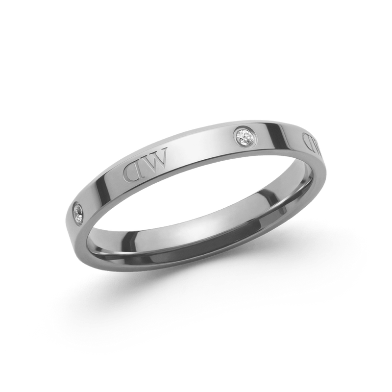 Daniel Wellington - Sleek and sophisticated, our Classic Ring appeals for  both men and women. http://bit.ly/CompleteTheLookDW Photo via IG  @stileeleganteman #DWcompletethelook | Facebook